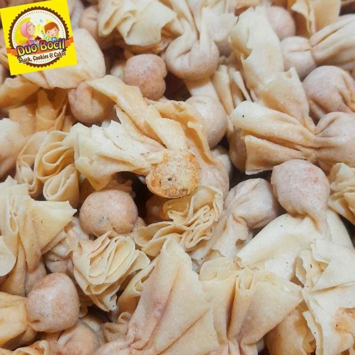 

Pilihan- Ekado Pangsit Abon Ayam Sarikaya (Toples 600Ml) Kue Kering - Duo Bocil Snack