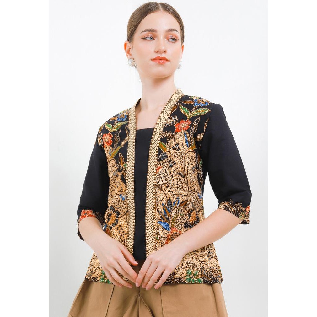 Batik First Kebaya Batik Classic 3/4-length Sleeves