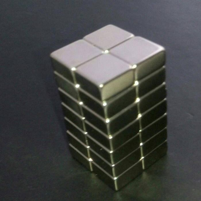 

New Magnet Kotak Square Neodymium Super Strong 10x10x5mm n52