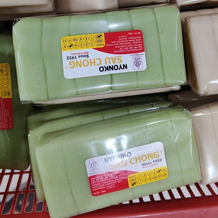 

Stok Baru kue nyionko/nengko kalimantan
