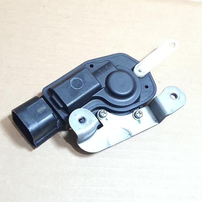 MOTOR CENTRAL LOCK ACTUATOR DOOR LOCK PINTU KANAN BELAKANG GRANMAX