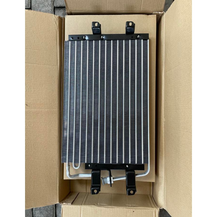 Kondensor Mitsubishi Delica Denso