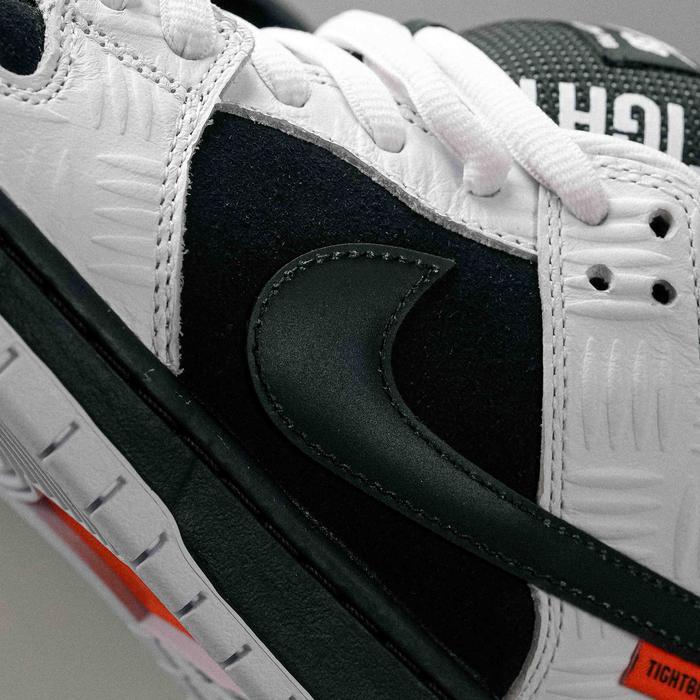 Dunk SB Low Thtoth