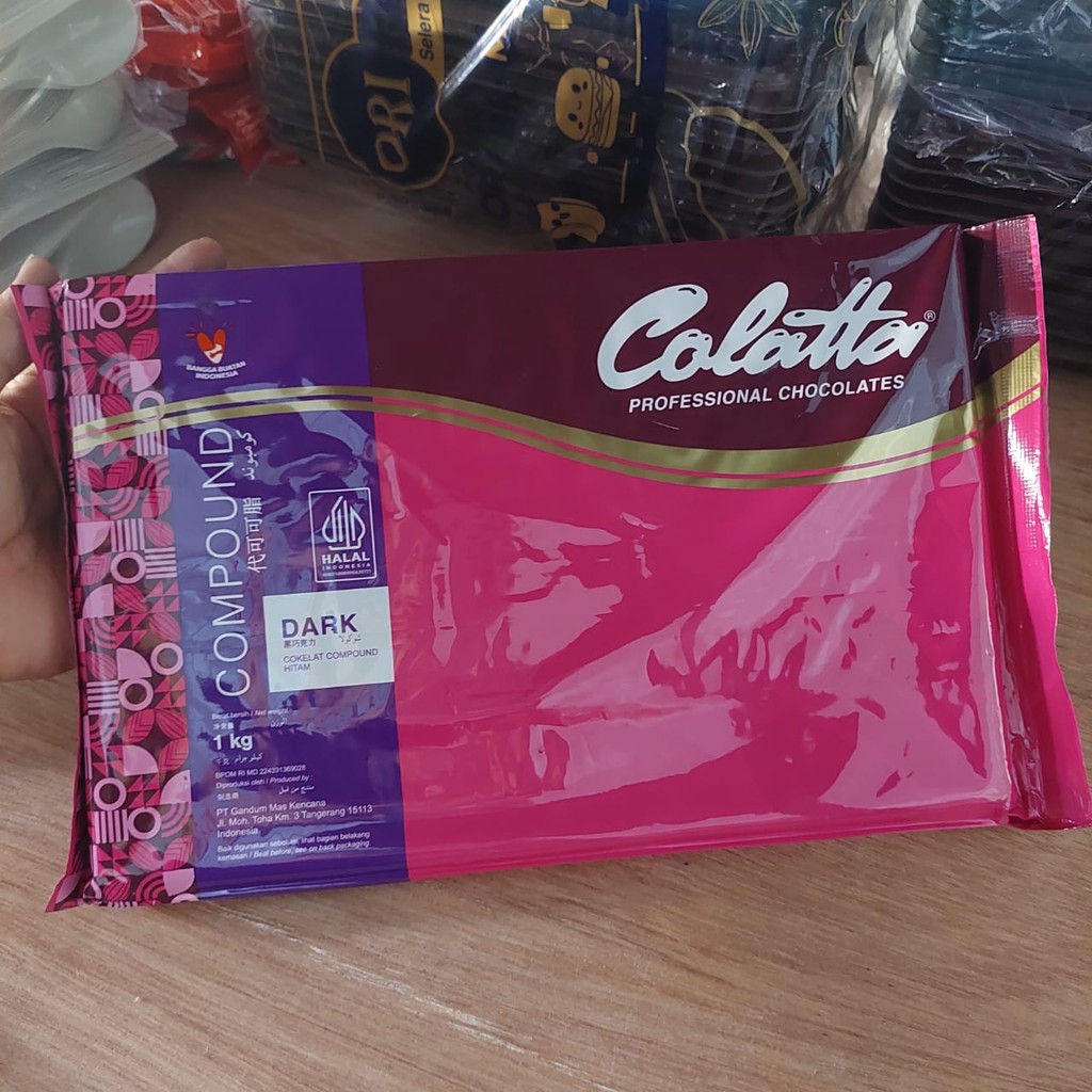 

Cokelat Compound Hitam/Dark Compound Chocolate Colatta Kemasan 1 kg