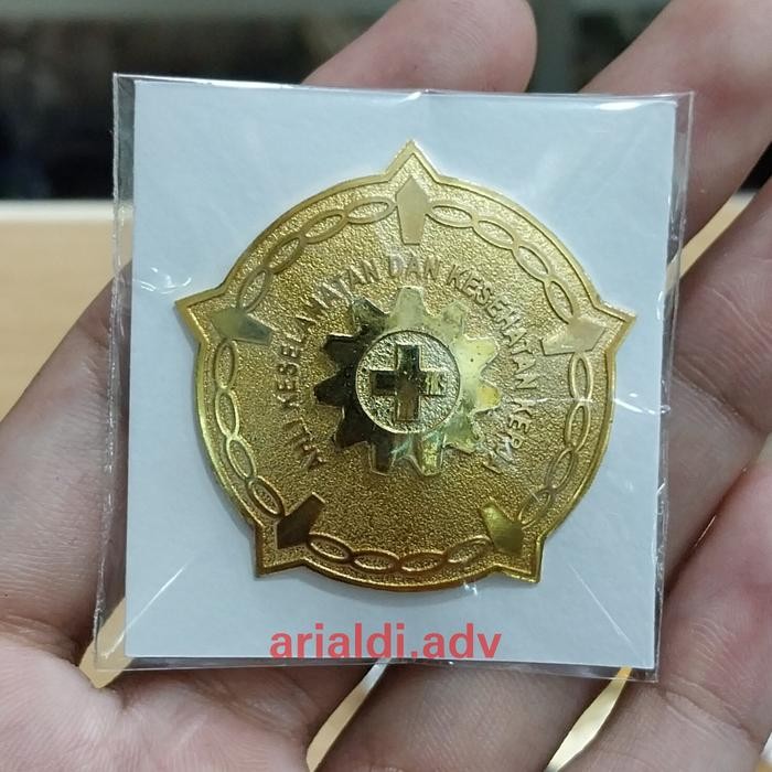 DISKON PIN AHLI K3 UKURAN 4 CM PIN PKARSA AHLI K3 KUNINGAN SEPUH EMAS MAGNET READY STOCK