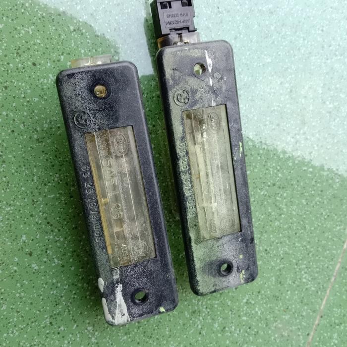 Lampu Plat Bmw E34 Original