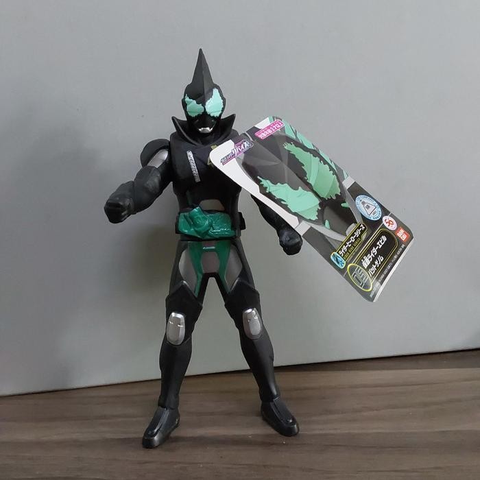 Figur Rider Hero 05 Kr Evil Bat Genome 71065 Uk + - 18Cm [Original]