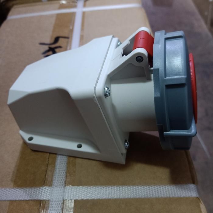 SOCKET PANEL 32A 4KAKI IP67