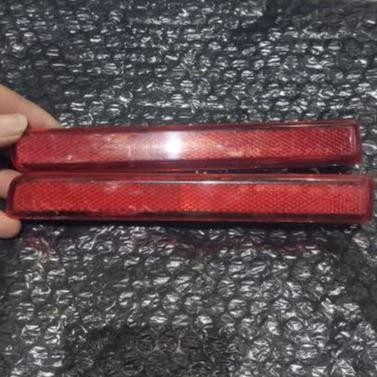 Ready REFLEKTOR MATA KUCING BEMPER BELAKANG RUSH/TERIO,AGYA/AYLA 1.2