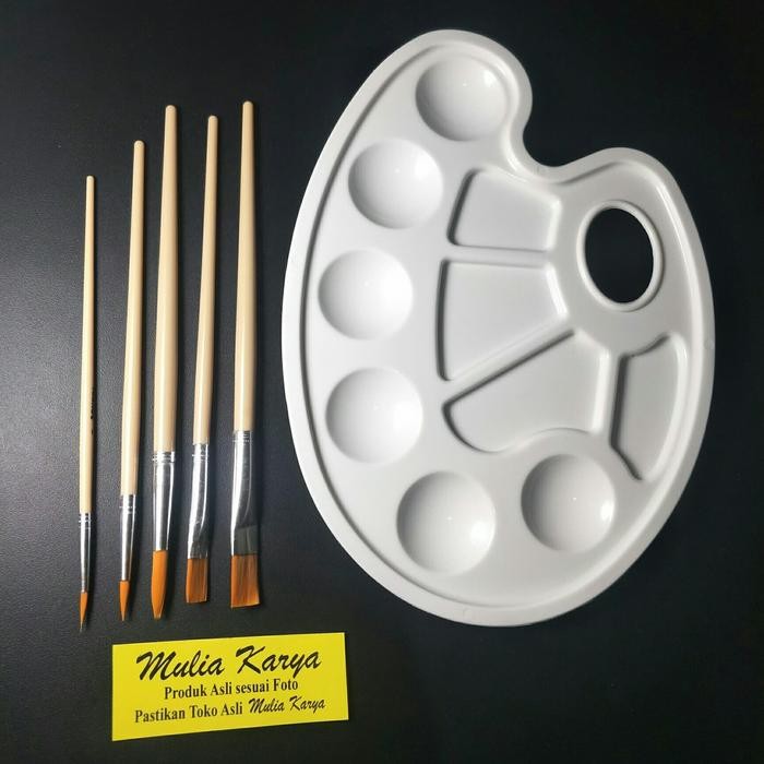 

Pilihan- Paket Kuas Dan Palet Lukis / Paket