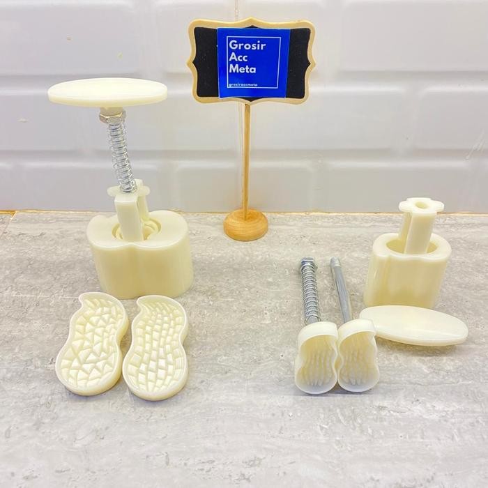 CETAKAN KUE BULAN / CETAKAN KUE KACANG / CETAKAN KACANG SKIPPY