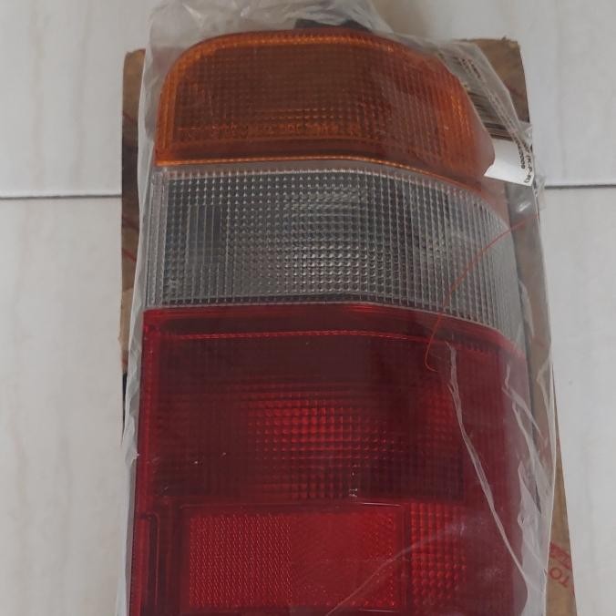 Stoplamp Lampu Stop Lampu Belakang Kanan RH Kijang Kapsul 97-99 Ori 81550-0B010