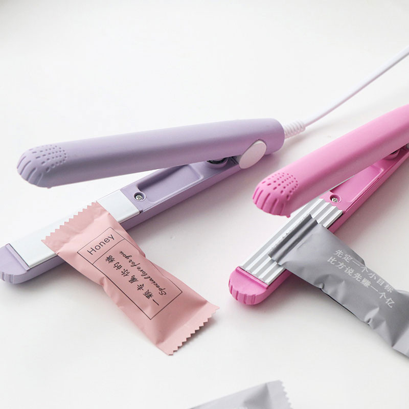 Small Household Mini Nougat Snowflake Household  Sealing Machine