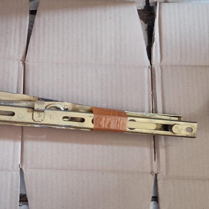 Regulator kaca depan kanan Taft Gt Feroza original