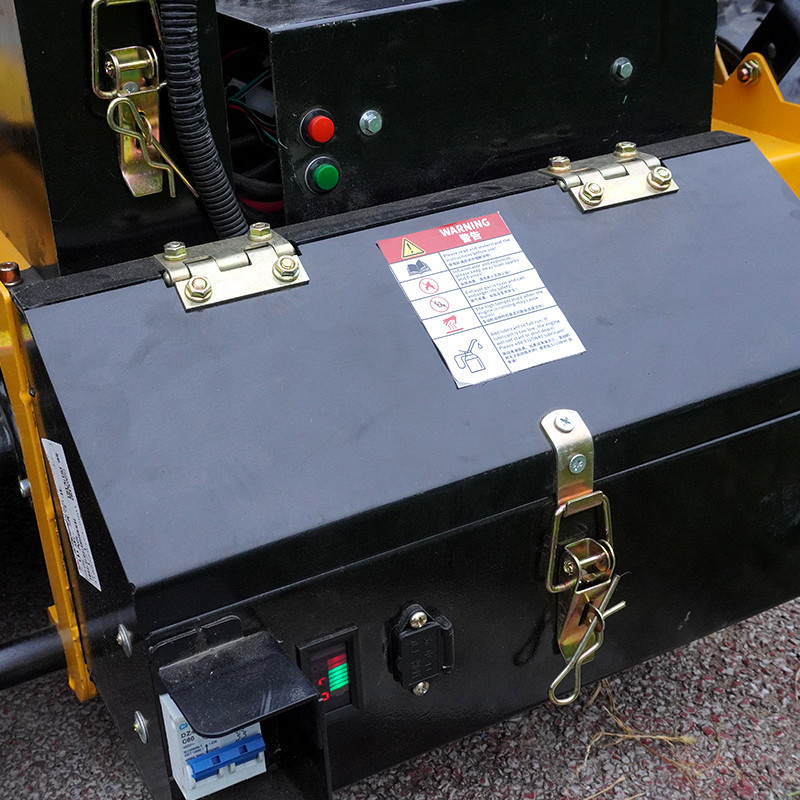 BARU Customized Remote Control Lawn Mower RC Crawler All Terrain Slope Mowing Machine Tracked Radio 