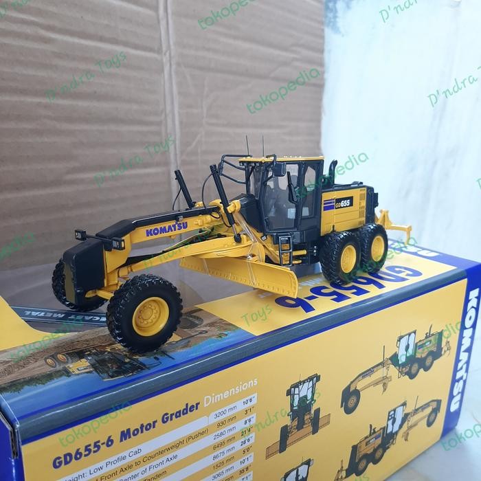 Diecast Miniatur Alat Berat Komatsu GD655-6 Motor Grader DieCast 1/50