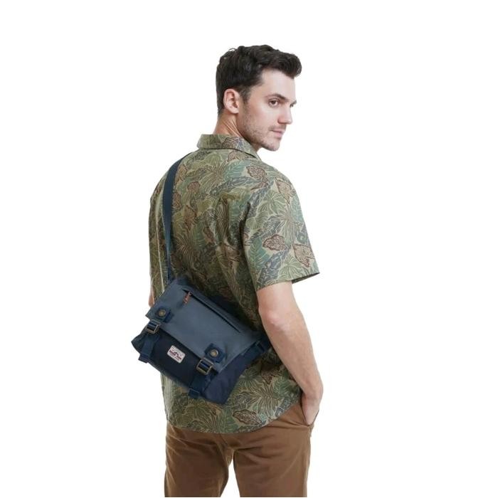 Eiger Wanderer Shoulder 5L