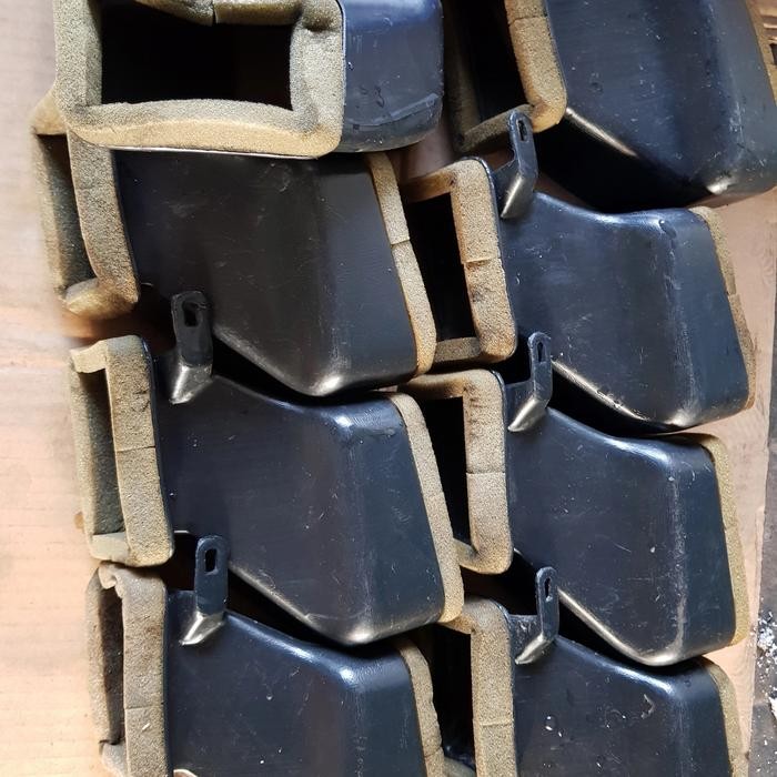 PRODUK Selosongan Kisi-Kisi AC Sebelah Kiri Panther Kotak Tahun 1990-2000