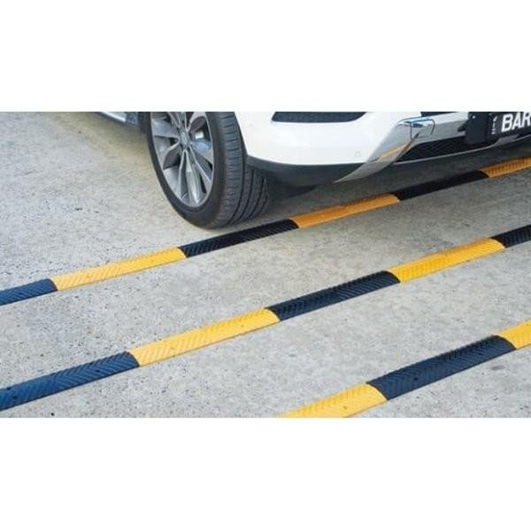 LncrMrt- Rubber Speed Bump Kecil / Polisi Tidur Karet 1 Meter