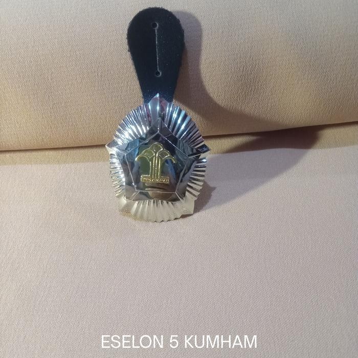 

TANDA JABATAN KUMHAM ESELON 5 EXCLUSIVE KUNINGAN