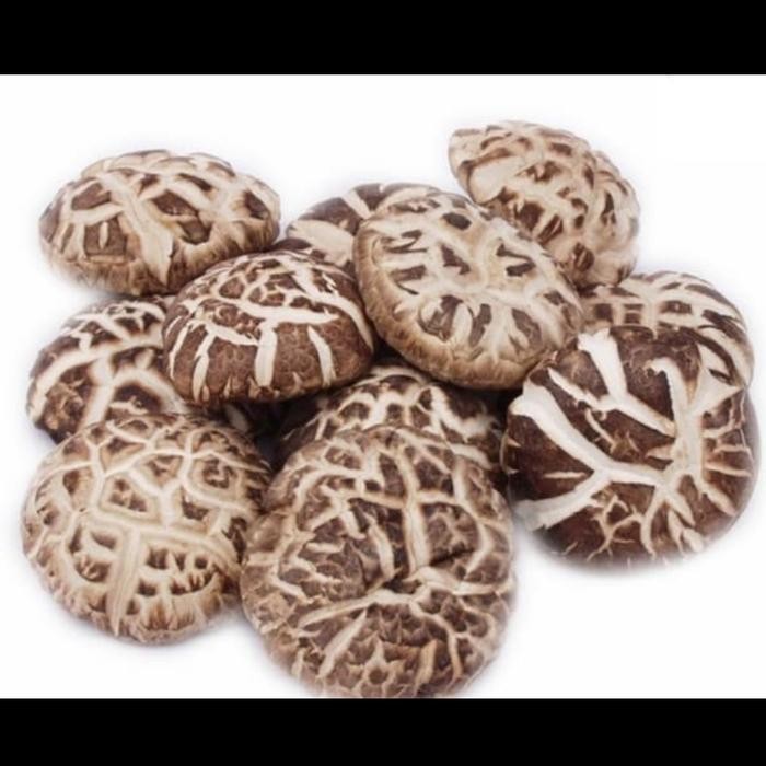 

Pilihan- Jamur Mushroom Shitake Fresh Shintake Hioko Hioco Korea