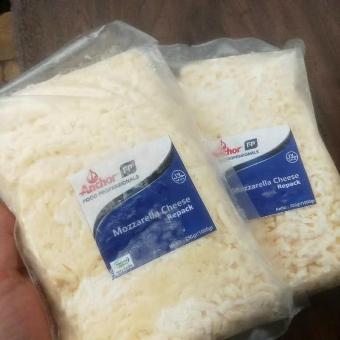 Pilihan- Keju Mozarella Shredded 1Kg / Mozarella Parut Shredded Cheese 1 Kg