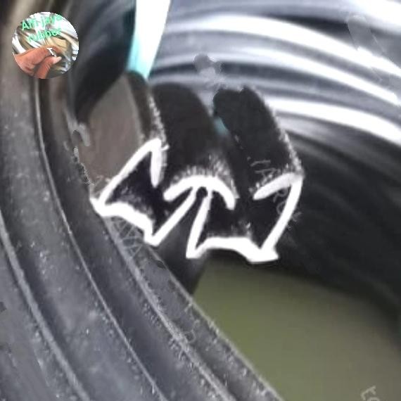 Karet Run Channel Kaca Geser 2 Jalur Kijang Super / Kijang Grand