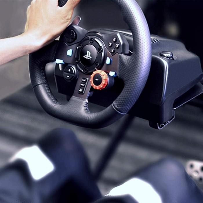 LOGITECH DRIVING FORCE G29 STEERING WHEEL