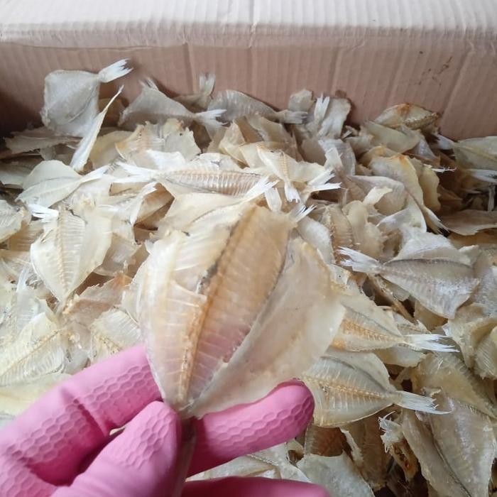 Eat77- Ikan Asin Kapasan Tawar 1 Kg