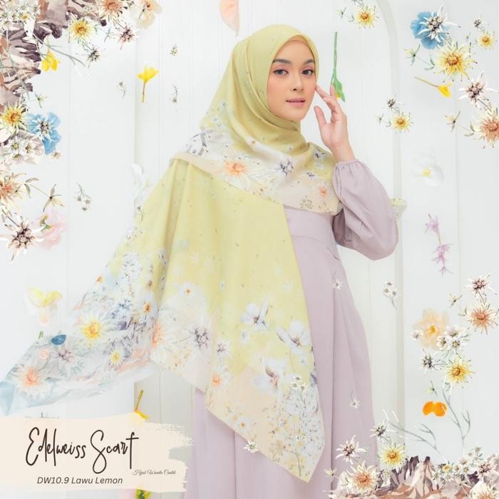 Pilihan- Hira - Hijabwanitacantik - Edelweiss Scarf Hijab Segiempat Voal Printing Premium
