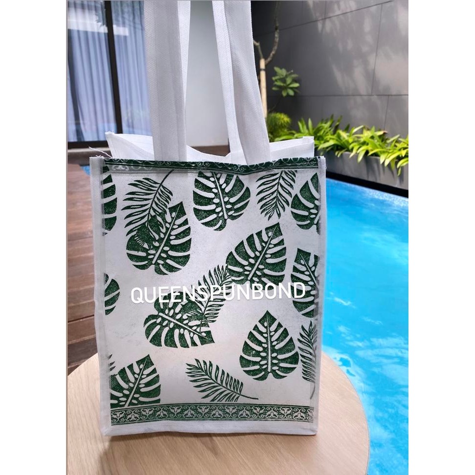 AtKqita- Harga Lusin Isi 12 Tas Box Nasi Kotak Janda Bolong Size 26X26
