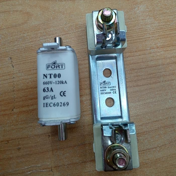NH Fuse 63A plus Holder Fuse FORT