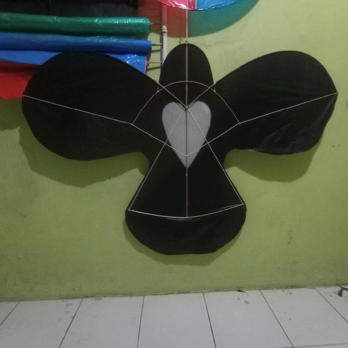 LAYANGAN BURUNG SAMPUL PLASTIK, SUDAH TALI KAMA