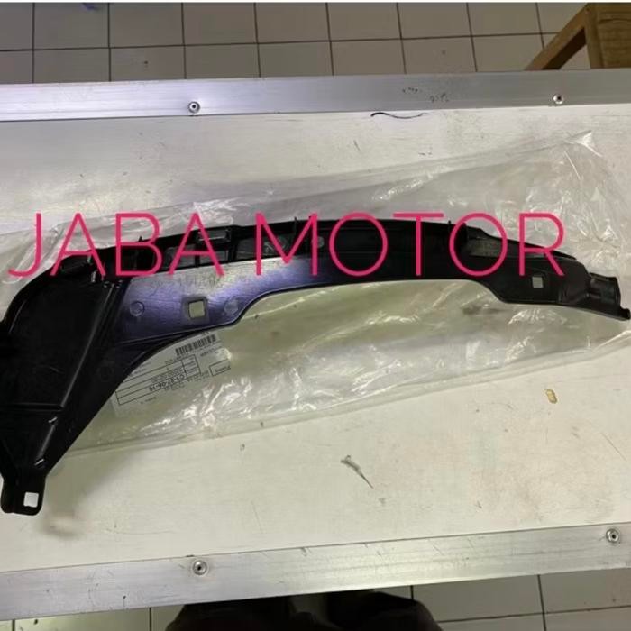 Liner Fender Belakang Corolla Altis 2008-2013 Original