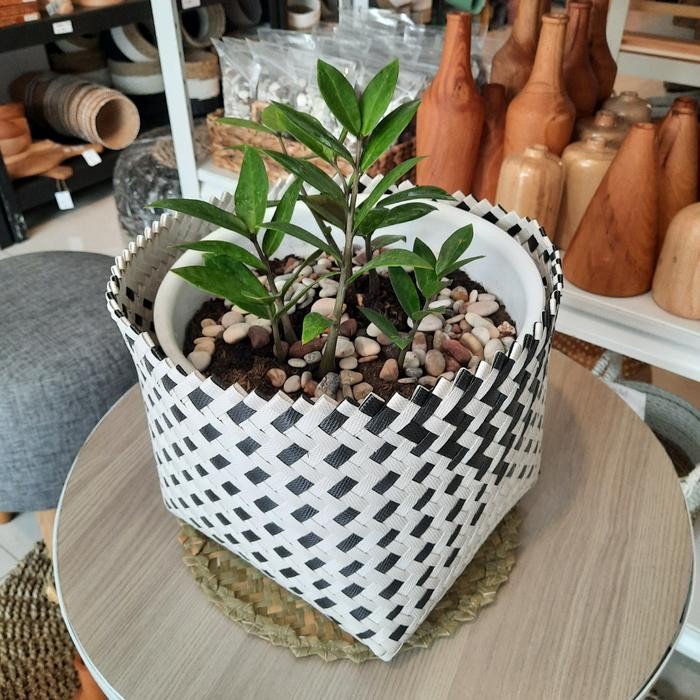 Cover Pot Plastik / Keranjang Anyaman Plastik / Coverpot Anyam G03