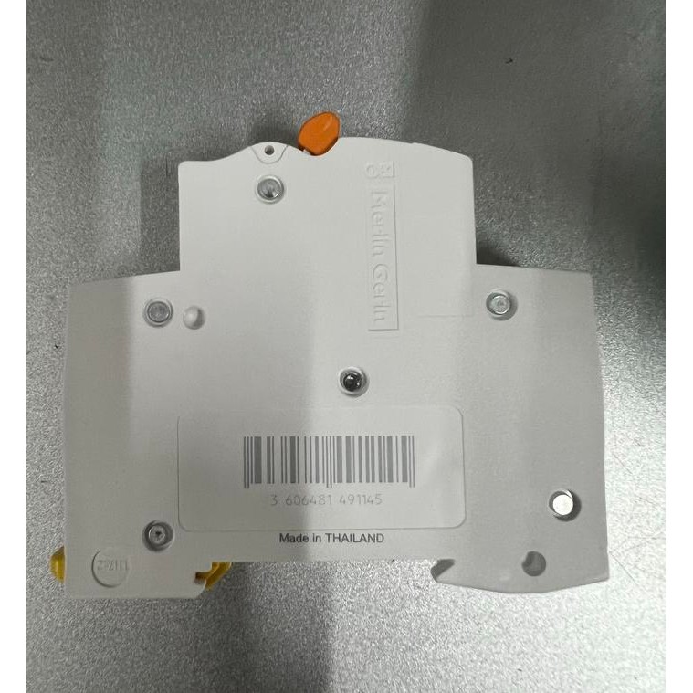 Mcb Schneider Domae 1 Phase / 1P 4A / 4 A Merlin Gerlin Asli