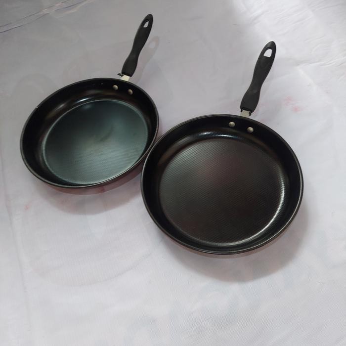 Wajan Kuali Penggorengan Enamel 26 Cm Anti Lengket/Fry Pan Enamel 26Cm