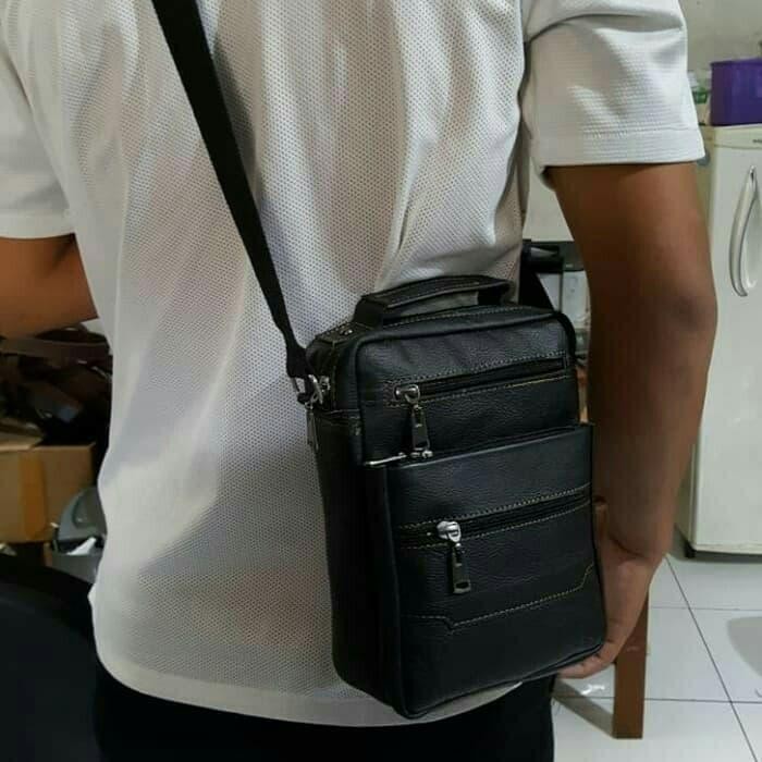 Tas Selempang Kulit Sapi asli Pria Keren Banyak Resleting Keren best seller