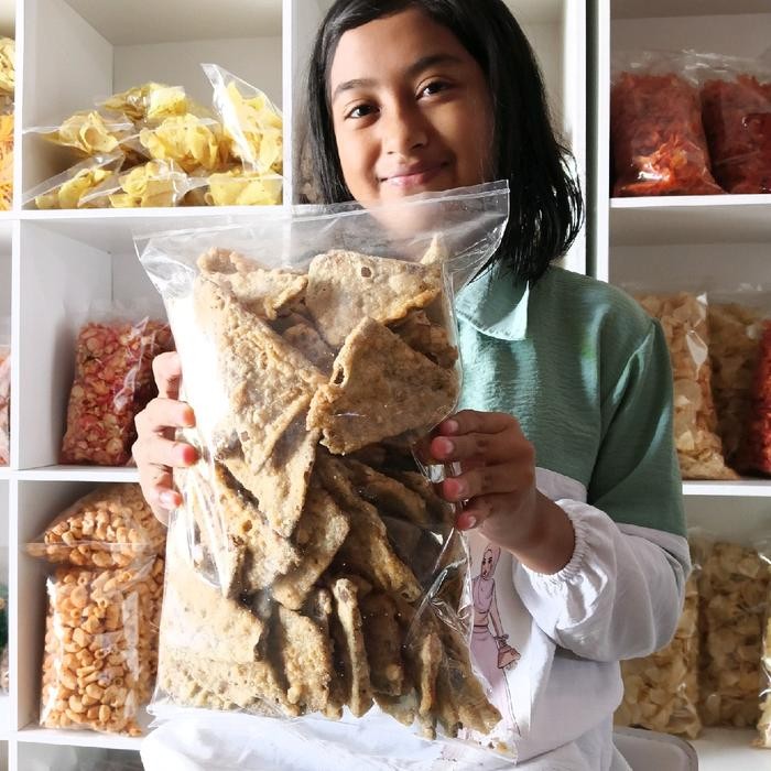 

KERIPIK TEMPE 500GR MIX KERIPIK ONCOM 500GR.