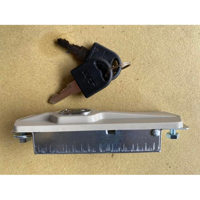 

Kunci Filing Kabinet Geser Lemari Arsip Sliding Model Kunci Gait Warna Abu Abu