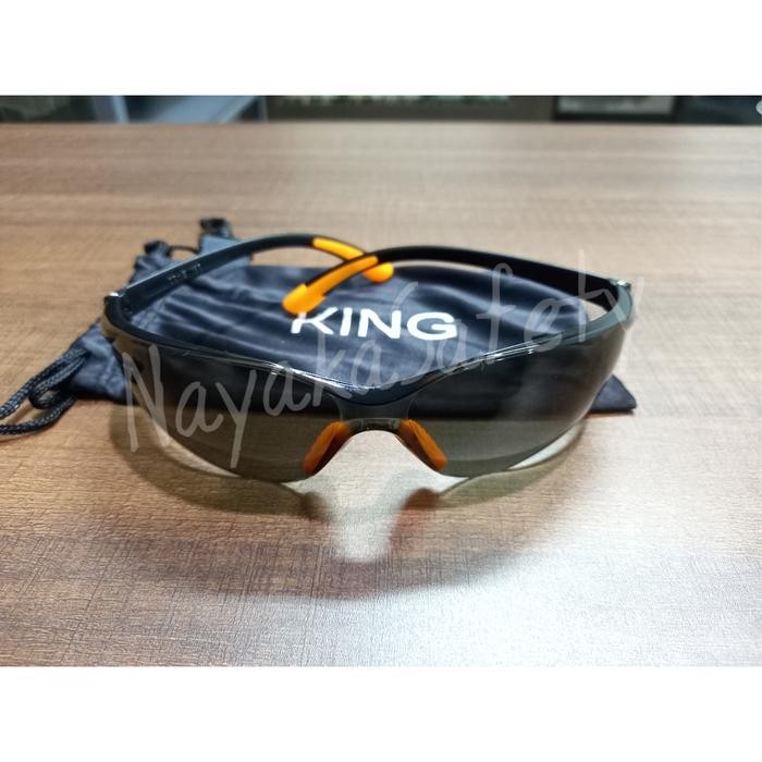 Pilihan- Kacamata Safety Black Smoke King / Kacamata Proyek Black Smoke King