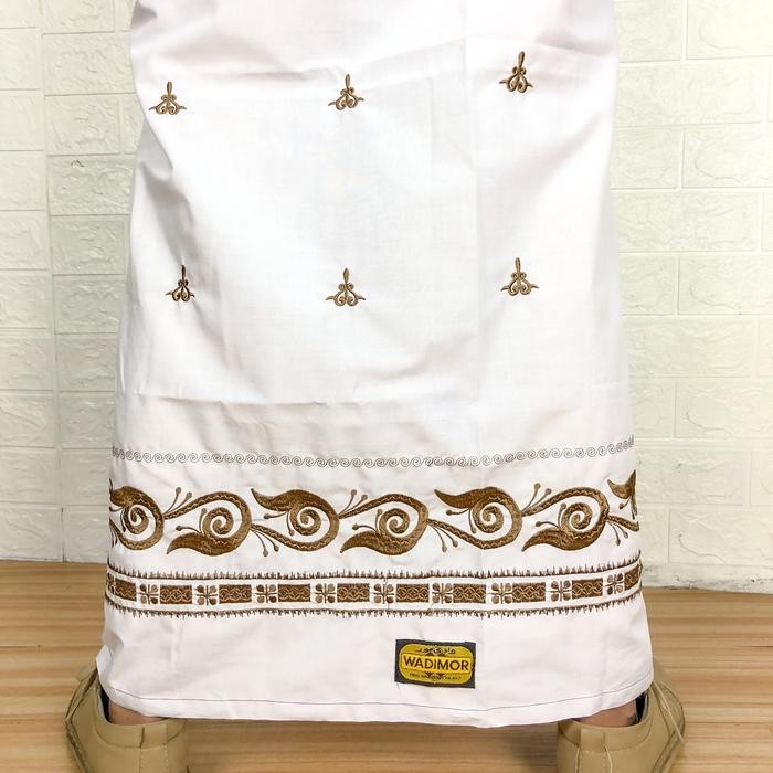 Pilihan- Sarung Bordir Wadimor Gayo Putih Bordir Dewasa Katun Lembut Cokelat Motif Muslim Hitam