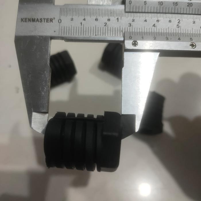 KARET BANTALAN KAP MESIN SUZUKI APV INNOVA HARGA PER 1 PCS