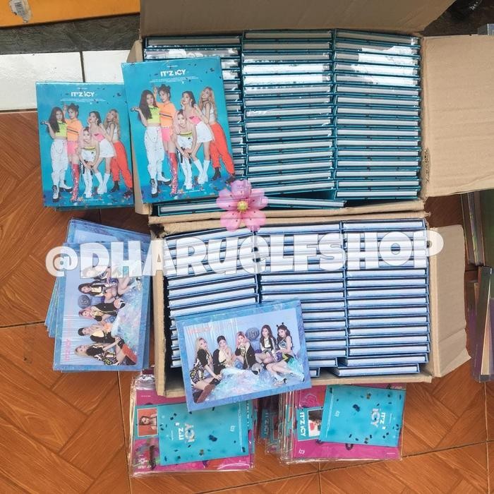 ITZY - Album [IT'z ICY]