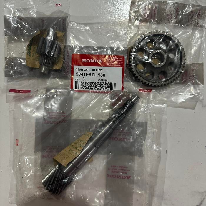 ORIGINAL.. ISI 3 KZL GEAR GARDAN ASSY GIGI MOTOR RASIO CVT BEAT FI SPACY SCOOPY