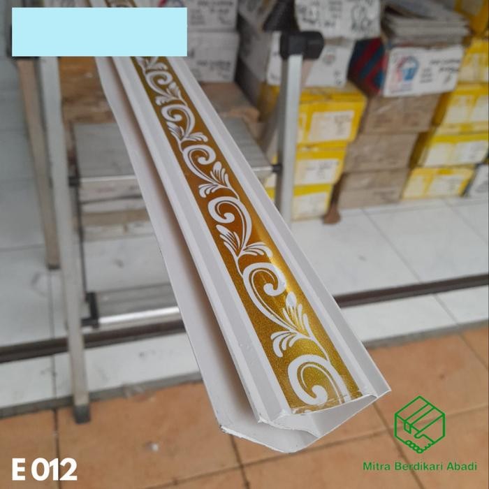 TERLARIS LIS SUDUT Plafon PVC Motif Batik Emas E 012, KUALITAS TERBAIK READY STOCK