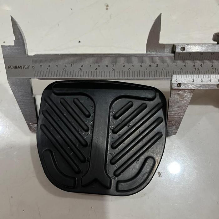 KARET PEDAL REM DAN KOPLING PS 100/ 120/125 CANTER ORIGINAL