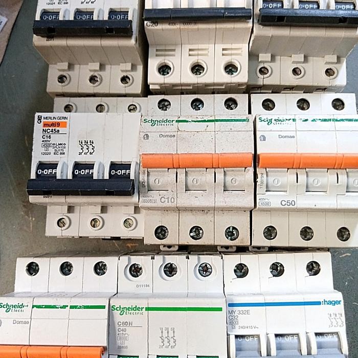 BERKUALITAS MCB 3 Phase Merk Merlin Schneider Hager 10A 16A 20A 25A 32A 40A 50A