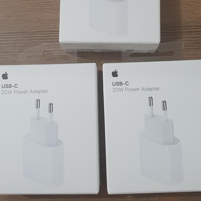 Iphone charger original 20w