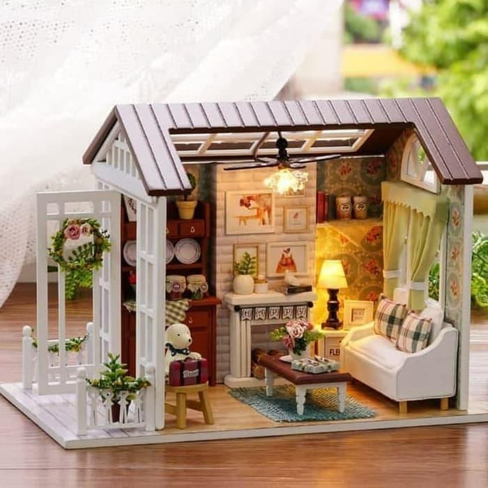 Miniatur Rumah Boneke / Diorama / Puzzle